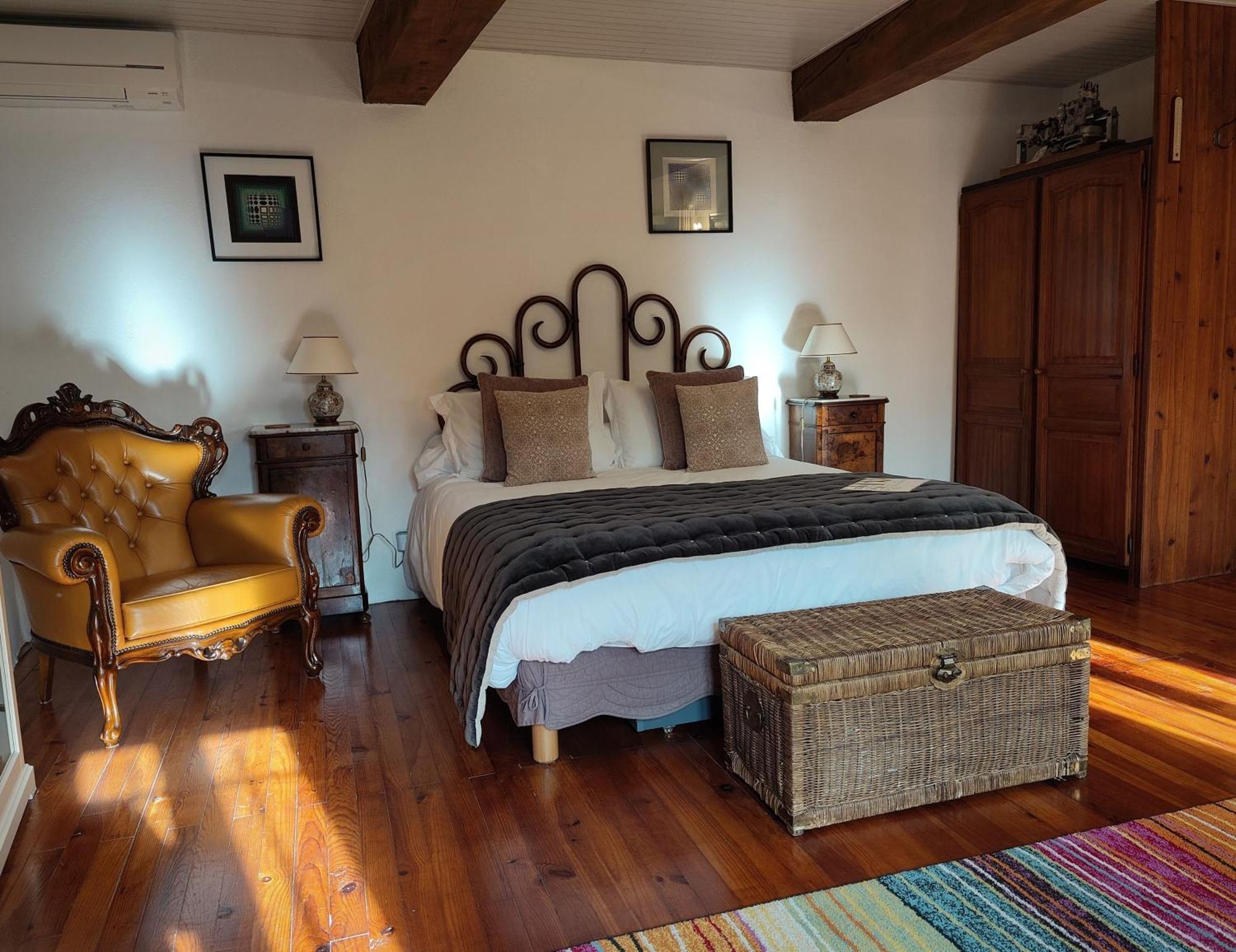 Mas Peu Del Causse Bed & Breakfast Thuir Rom bilde