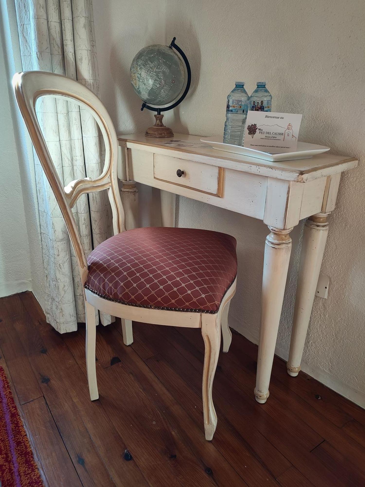 Mas Peu Del Causse Bed & Breakfast Thuir Rom bilde