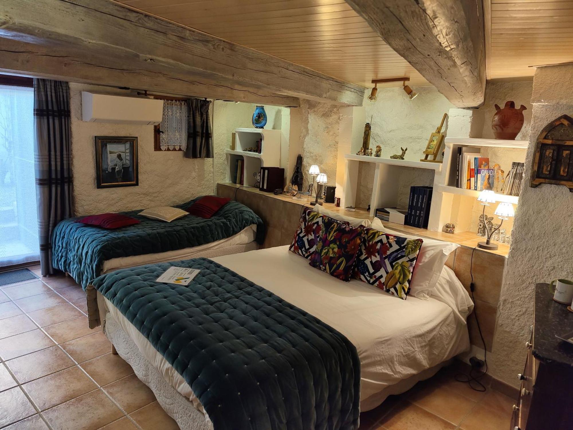 Mas Peu Del Causse Bed & Breakfast Thuir Eksteriør bilde